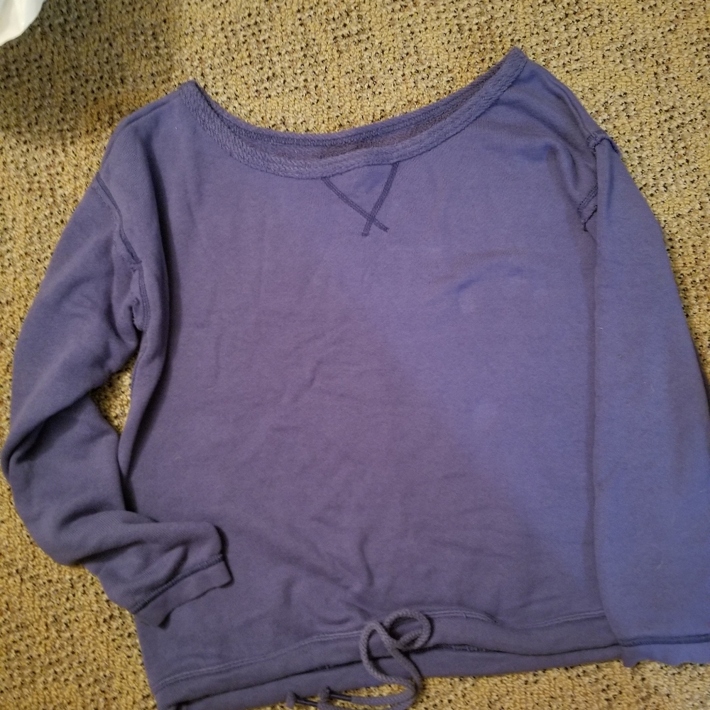 Sweatshirt